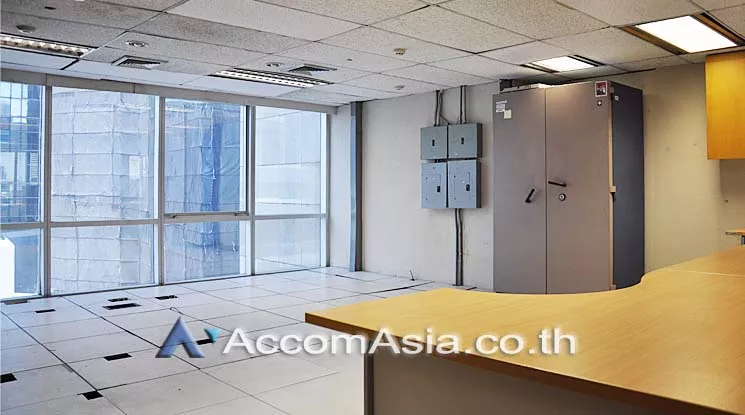 5  Office Space For Rent in Ploenchit ,Bangkok MRT Lumphini at Kian Gwan 3 AA15851